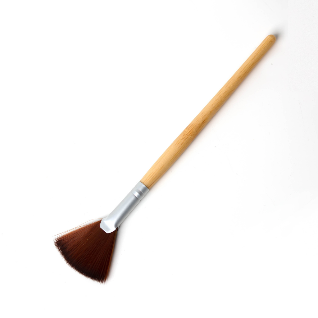 Bamboo vegan fan brush